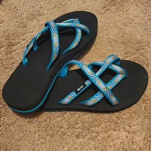 New Teva Sandals